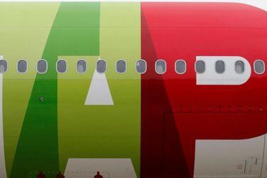 Portugal presentará un decreto para nacionalizar la aerolínea TAP, según el semanario Expresso