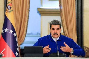 Maduro acusa a tribunal estadounidense de querer robarse un avión de carga en Argentina