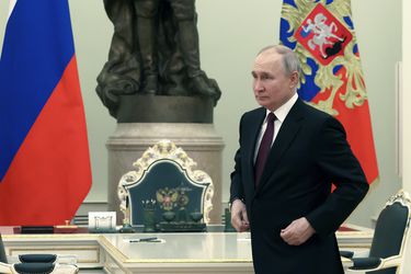 No usa celular ni internet: las paranoias de Putin reveladas por desertor del servicio de protección del Presidente ruso