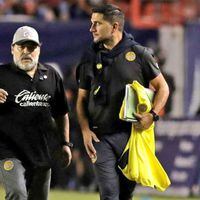 José María Martínez, técnico de San Luis: "Maradona me invitó a participar con él en Gimnasia y le dije que no"