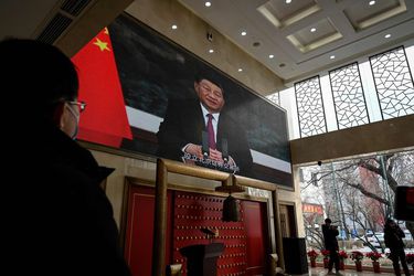 Estados Unidos avanza para confrontar a China en política comercial e industrial