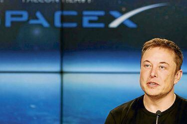 SpaceX construirá nuevo cohete para ir al espacio