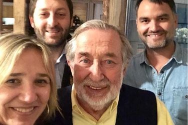 La "selfie" de Javier Macaya con Jovino Novoa en la víspera de la elección de la UDI