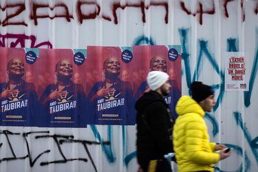 Christiane Taubira se impone en cuestionadas primarias de la izquierda en Francia