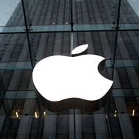 Estados Unidos demanda a Apple por violar las leyes antimonopolio en el mercado de teléfonos inteligentes
