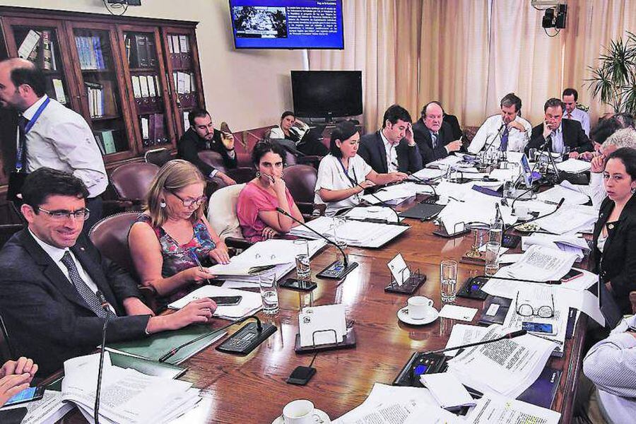 Comisión de trabajo Pensiones Solidarias