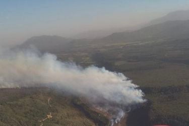Onemi amplía alerta roja por incendios forestales en las comunas de Molina y Río Claro en la Región del Maule: hay 80 hectáreas afectadas