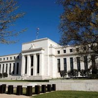Minutas de la Fed: autoridades ven que la desinflación probablemente tardará más de lo que se pensaba