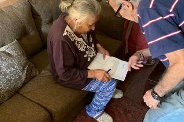 AFP PlanVital y Cuprum implementan pago a domicilio de pensiones a jubilados mayores de 80 años
