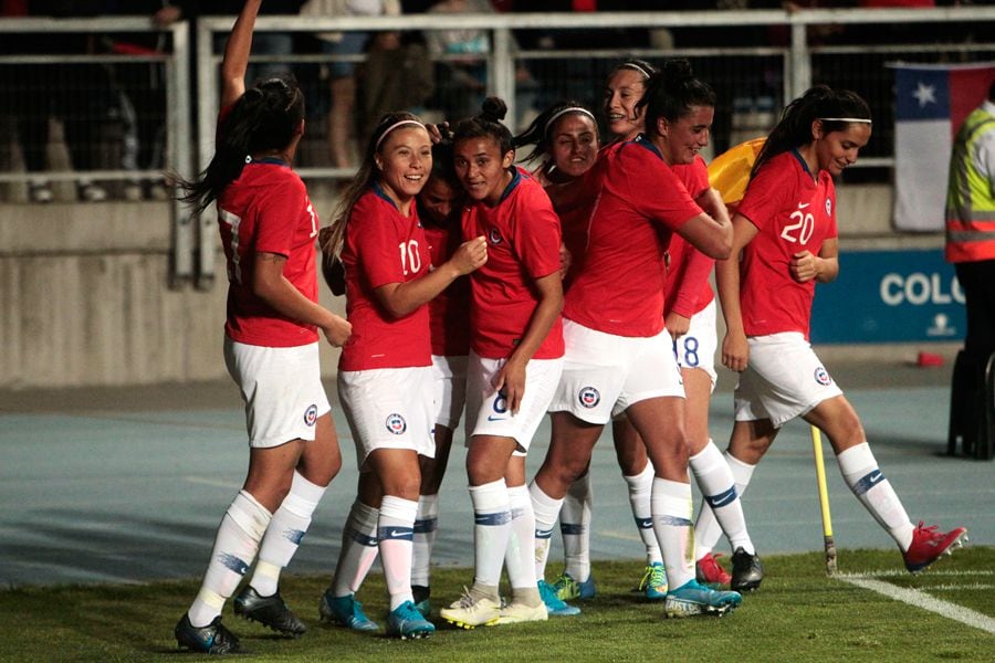Chile, Fútbol femenino, Las Rojas