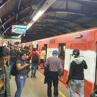 Delegada Constanza Martínez anuncia querella por ataque de turba en Metro San Joaquín