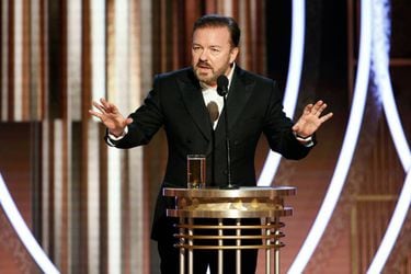 Por qué Ricky Gervais estaría dispuesto a conducir gratis los Oscar (pero no cree que lo llamen)