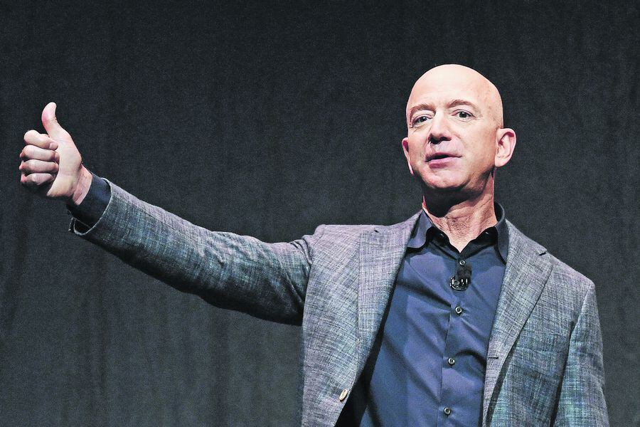 Jeff Bezos: el visionario de mente fría que conquistó internet - La Tercera