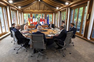 Naciones de G7 anuncian embargo al oro de Rusia al comienzo de una cumbre marcada por la guerra
