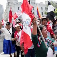 Protestas en Perú ponen de manifiesto la desconexión entre la élite de Lima y las regiones