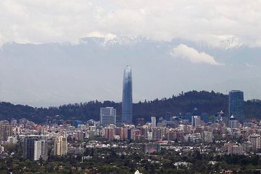 Panorámicas de Santiago despejado luego de la lluvia