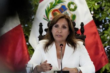 Congresistas peruanos intentan activar proyecto del gobierno de Boluarte sobre adelanto de elecciones