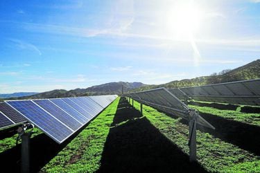 Inauguran planta fotovoltaica mas grande de la Región Metropolitana