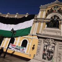 Comunidad judía rechaza protesta “anti-Israel” en la U. de Chile: “Traspasó la frontera de lo aceptable”