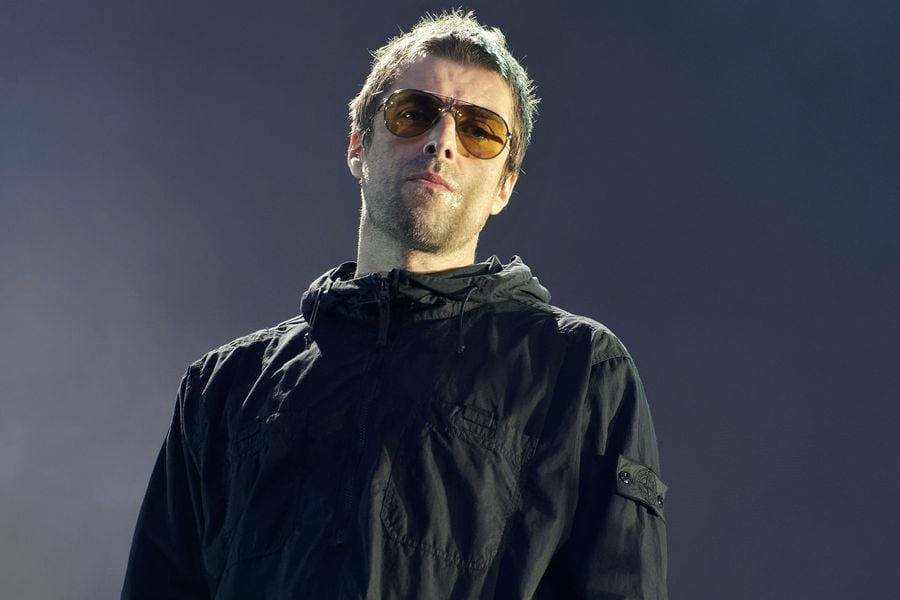 rexfeatures_9808491am_LIAM_GALLAGHER_2000