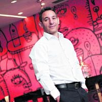 Movimientos en Mapcity: Roberto Camhi ejerce su opción de salida y vende participación a Equifax