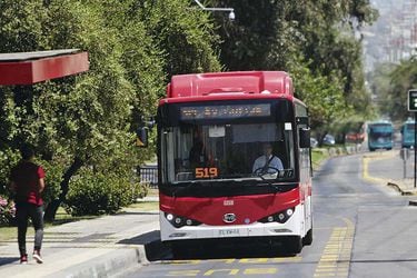 El pasaje del metro y de los buses del sistema Red se podrán pagar a través del celular