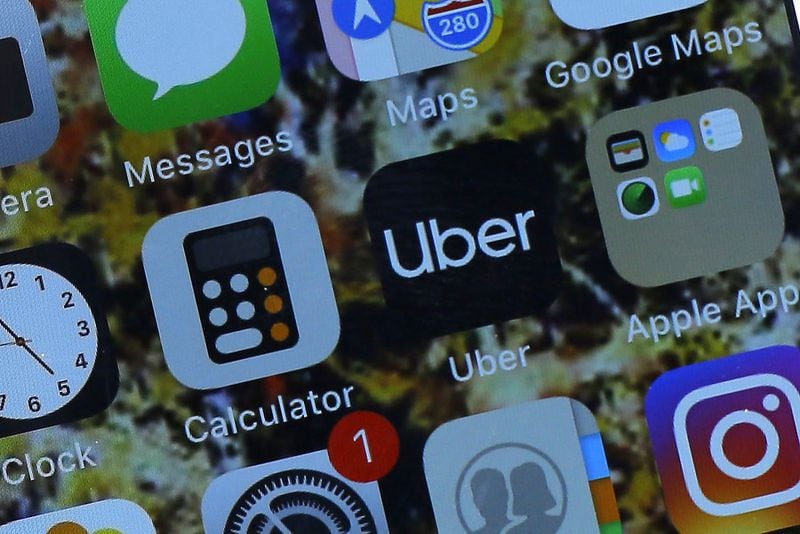Aplicacion de viajes Uber realiza llamado en su app a Evitar Salir