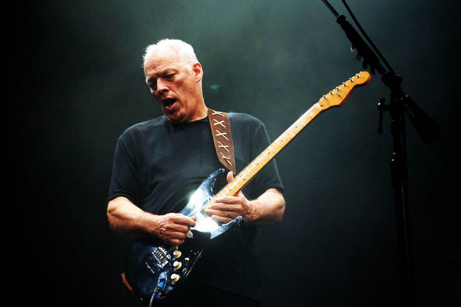DAVID GILMOUR IN CONCERT AT ROYAL ALBERT HALL, LONDON - 30 MAY 2006