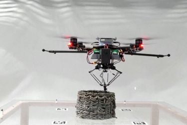 Un dron de impresión 3D inspirado en una avispa puede construir estructuras mientras vuela