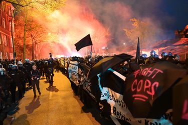 Al menos cuatro heridos en enfrentamientos entre ultraderechistas y contramanifestantes en Alemania