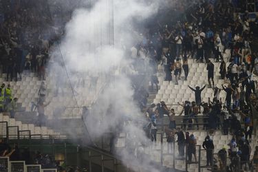 Graves incidentes mantuvieron suspendido el partido entre el Marsella y el Galatasaray