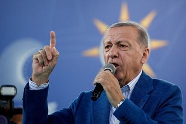 Erdogan pide apoyo a votantes en segunda vuelta de elecciones presidenciales para iniciar “el siglo de Turquía”
