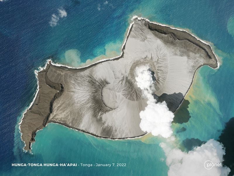 Una caldera submarina escondida bajo el mar: Por qué la erupción del volcán  en Tonga fue tan violenta y qué pasará ahora - La Tercera