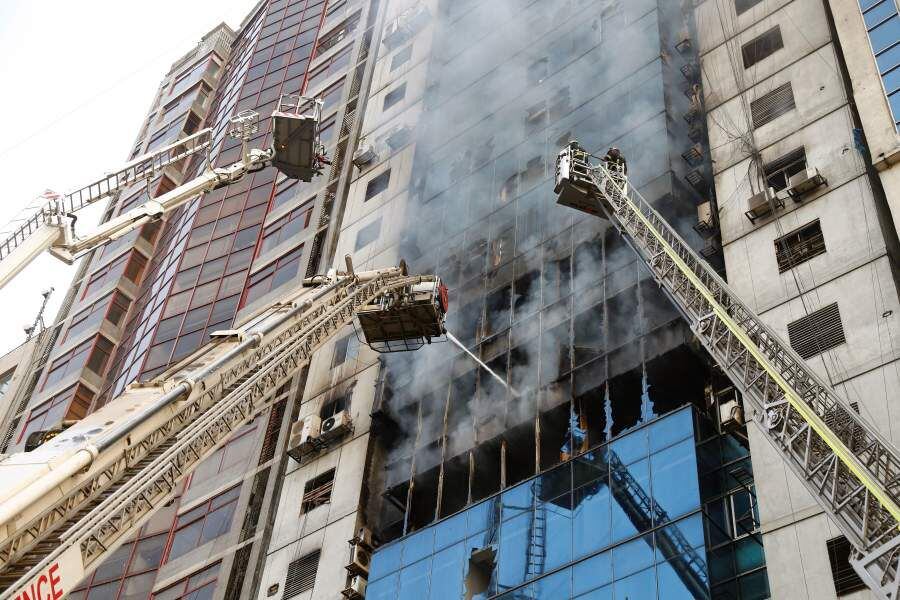 IIncendio de un rascacielos en Dacca