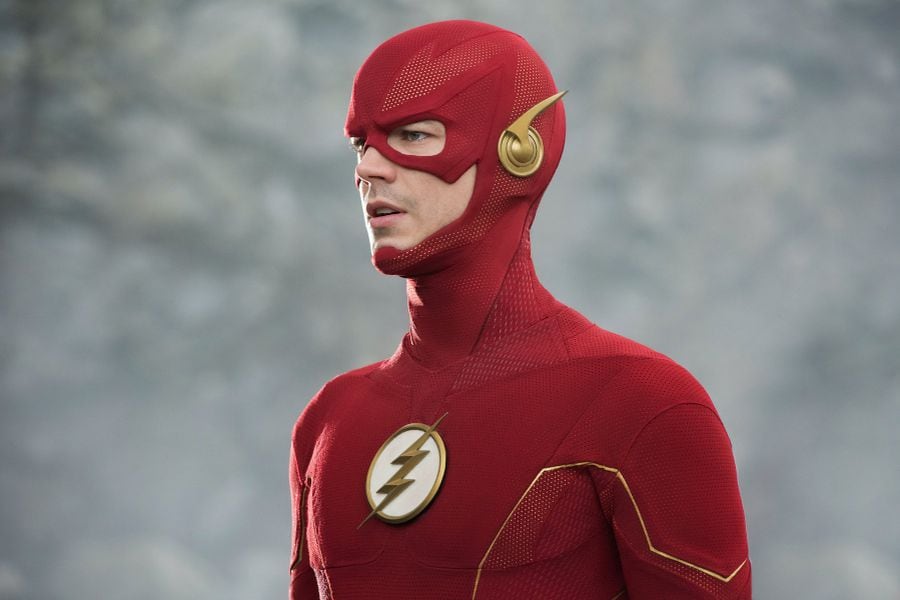 A Grant Gustin le gustaría seguir interpretando a Flash por un tiempo  similar a lo que duró Smallville - La Tercera