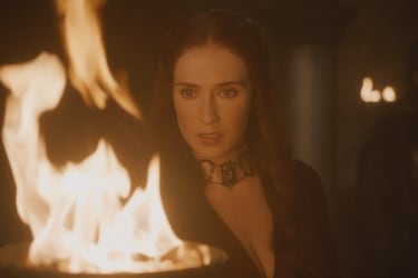 Melisandre_burns_the_letter