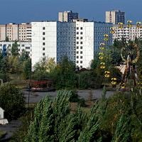"¡Horror nuclear! Miles de muertos": cómo se contó en Chile la historia de Chernóbil