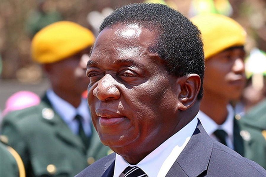 Mugabe se prepara para dimitir y busca salida para su esposa, afirman medios