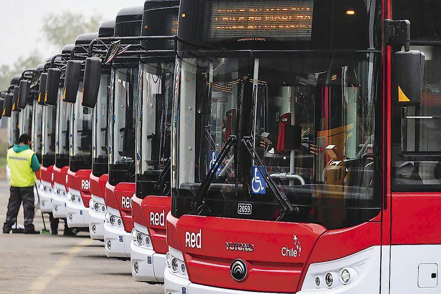 Imagen-PRESENTACIÓN-DE-LOS-100-NUEVOS-BUSES-ELÉCTRICOS376