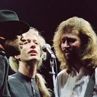 La canción más triste de Barry Gibb: el último sobreviviente de los Bee Gees cumple 75 años entre la soledad y la culpa