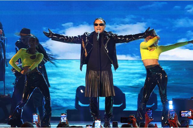 Elvis Crespo en Billboard por Telemundo Internacional