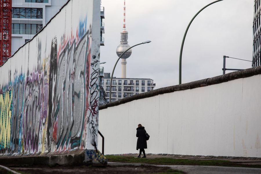 Preparations for 30th anniversary of fall of Berlin Wall celebrations