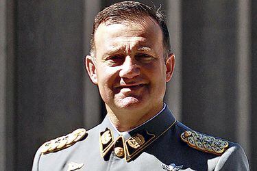 Cristián Guedelhoefer Erbetta  Coronel de Ejército y director de la Escuela Militar