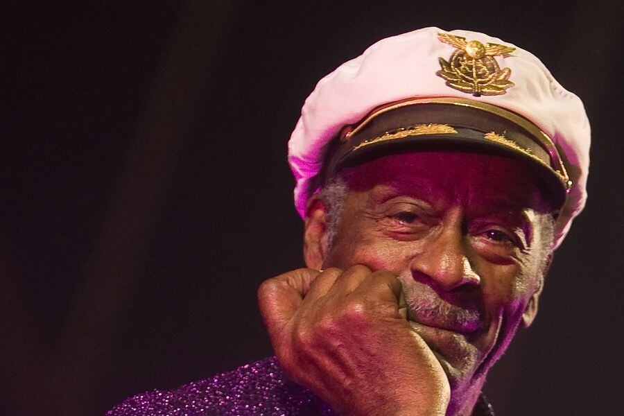 FILE PHOTO - Rock and roll legend Chuck Berry poses for photographers during a concert in Burgos