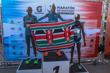 Kenia marcó la diferencia en el Maratón de Santiago.