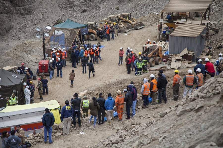 Minero rescatado se encuentra en buen estado de salud - La Tercera