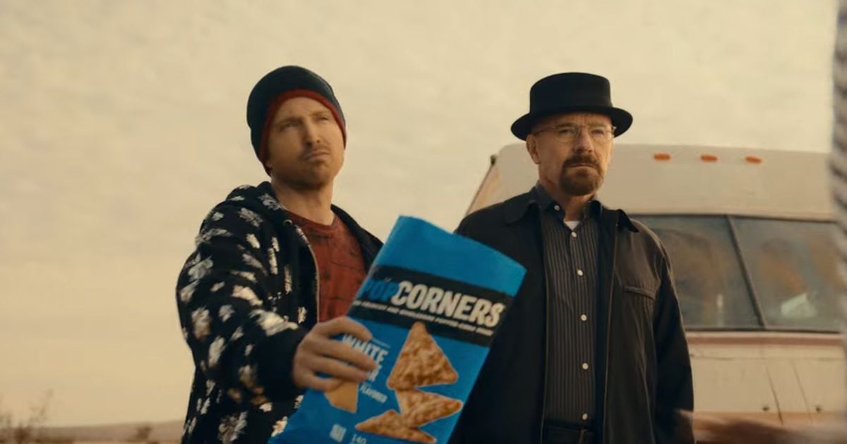 Vuelven Walter White y Jesse Pinkman con un comercial de un snack de maíz inflado La Tercera