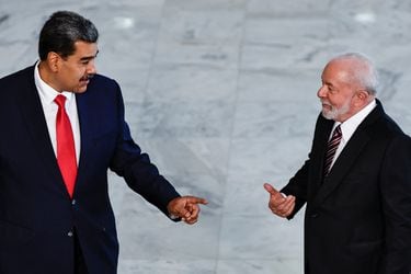 Lula hace polémica defensa de Maduro en víspera de cumbre regional en Brasil para relanzamiento de Unasur