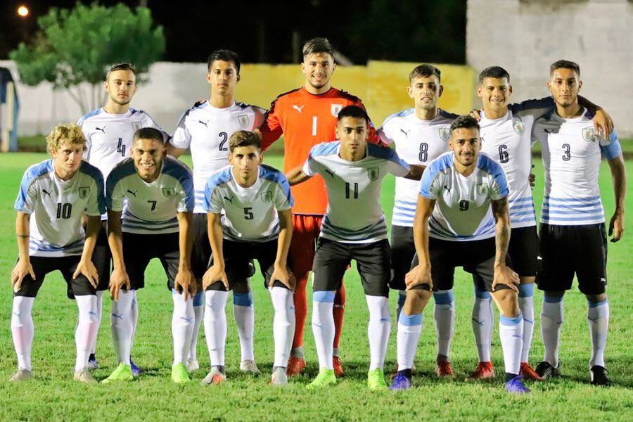 Uruguay presenta a los seleccionados Sub 20 con los que pretende