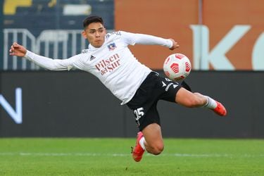 Joan Cruz, en Colo Colo.